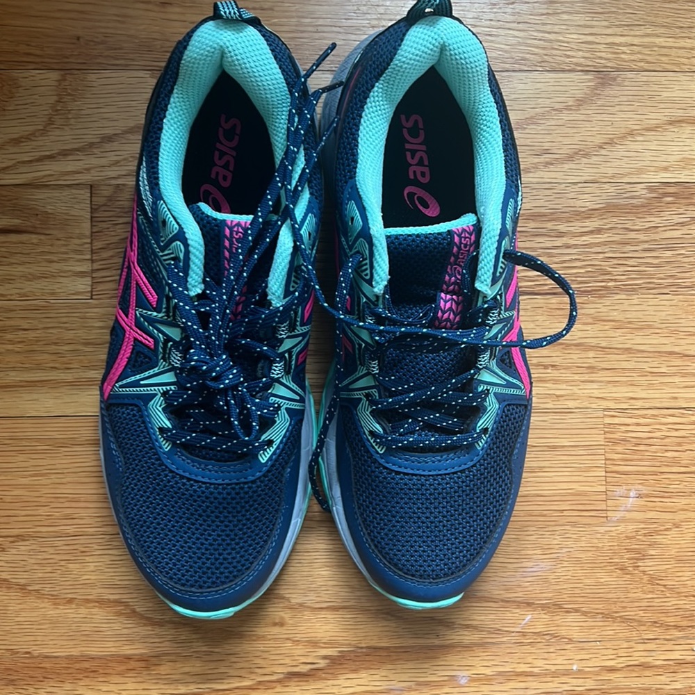 ASICS navy blue running sneakers size 7.5 US women’s